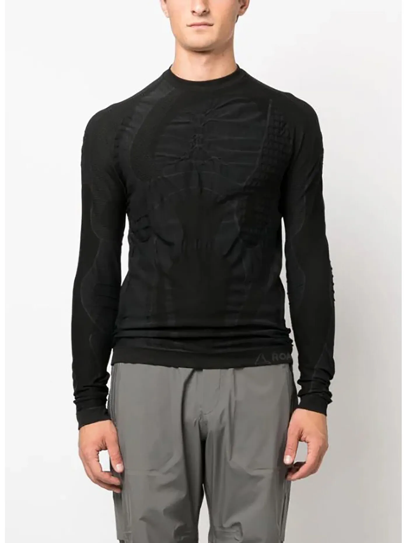    -ROA    -FELPA ROUNDNECK 3D KNIT-