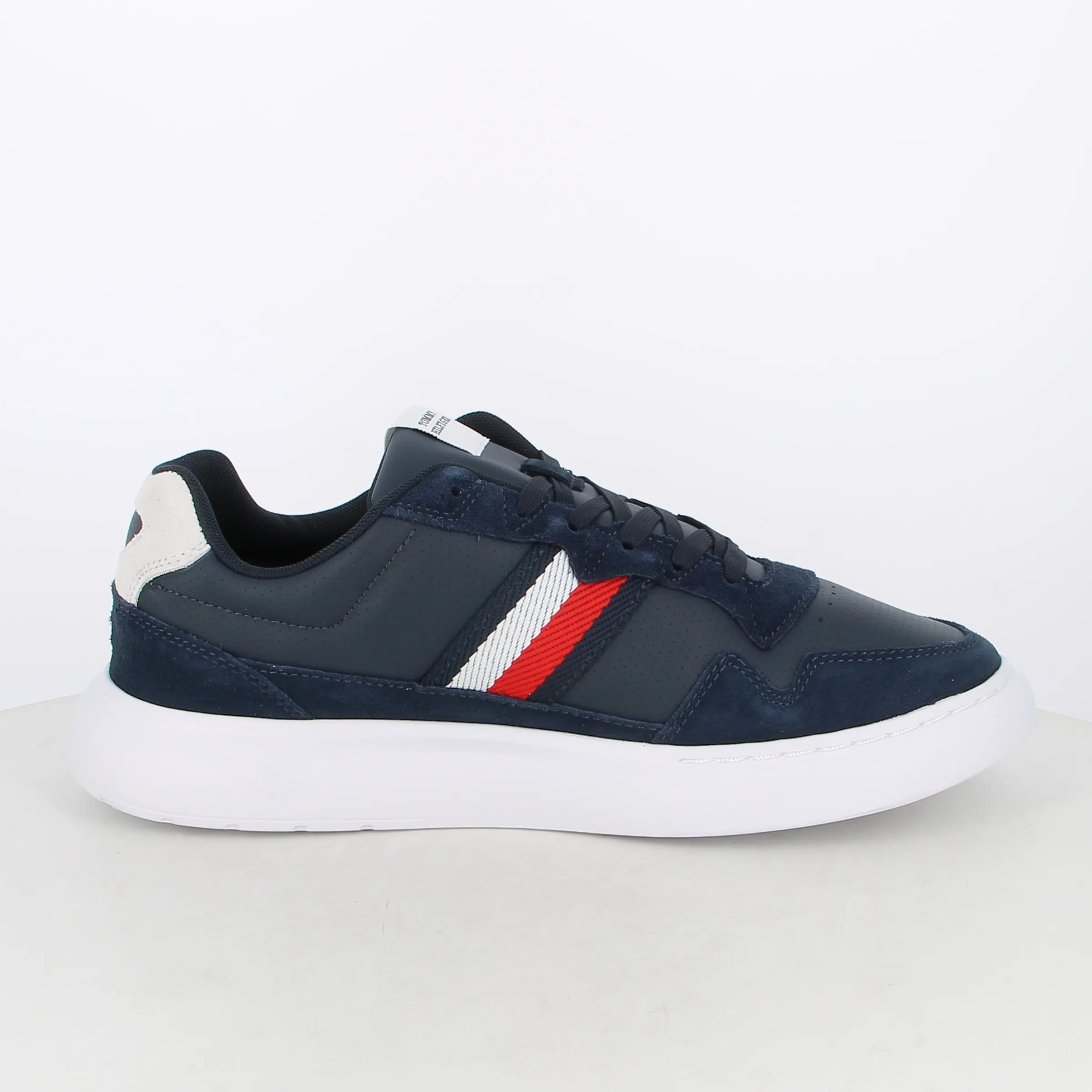 -----Tommy Hilfiger -----Sneakers da uomo bicolor con logo ----