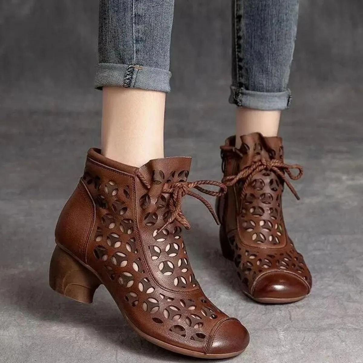 2023 primavera estate moda sandali di garza donna tacchi alti stivaletti estivi in ​​rete scarpe cave femminili traspiranti