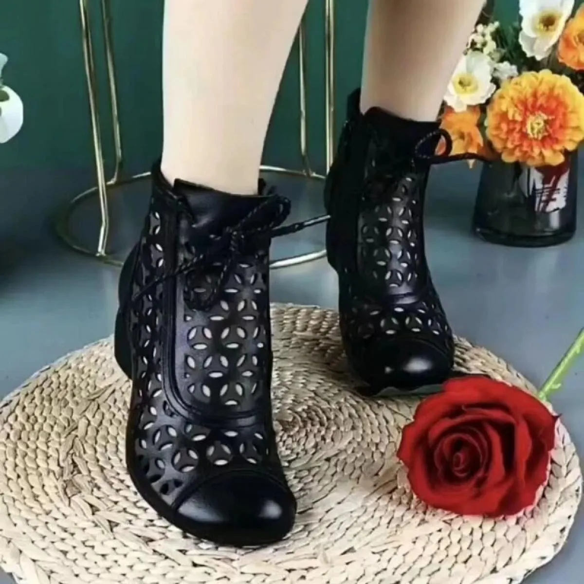 2023 primavera estate moda sandali di garza donna tacchi alti stivaletti estivi in ​​rete scarpe cave femminili traspiranti