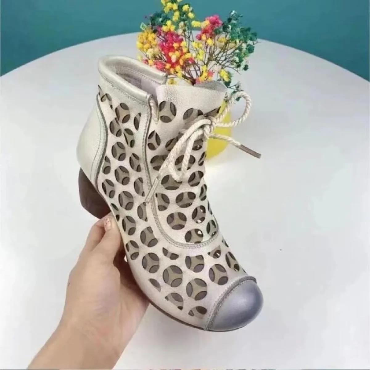 2023 primavera estate moda sandali di garza donna tacchi alti stivaletti estivi in ​​rete scarpe cave femminili traspiranti