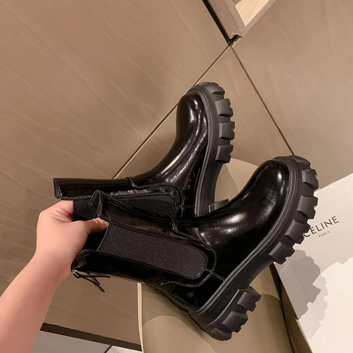 2024 Stivaletti elasticizzati per le donne Moda tacco alto Piattaforma Donna Cerniera posteriore Scarpe Donna Autunno Inverno Ta
