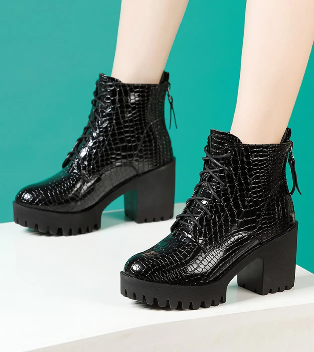 32 43 Stivali sportivi in ​​​​pelle verniciata moda Scarpe da donna Stivaletti Stivali neri elastici invernali Zapatillas Mujer