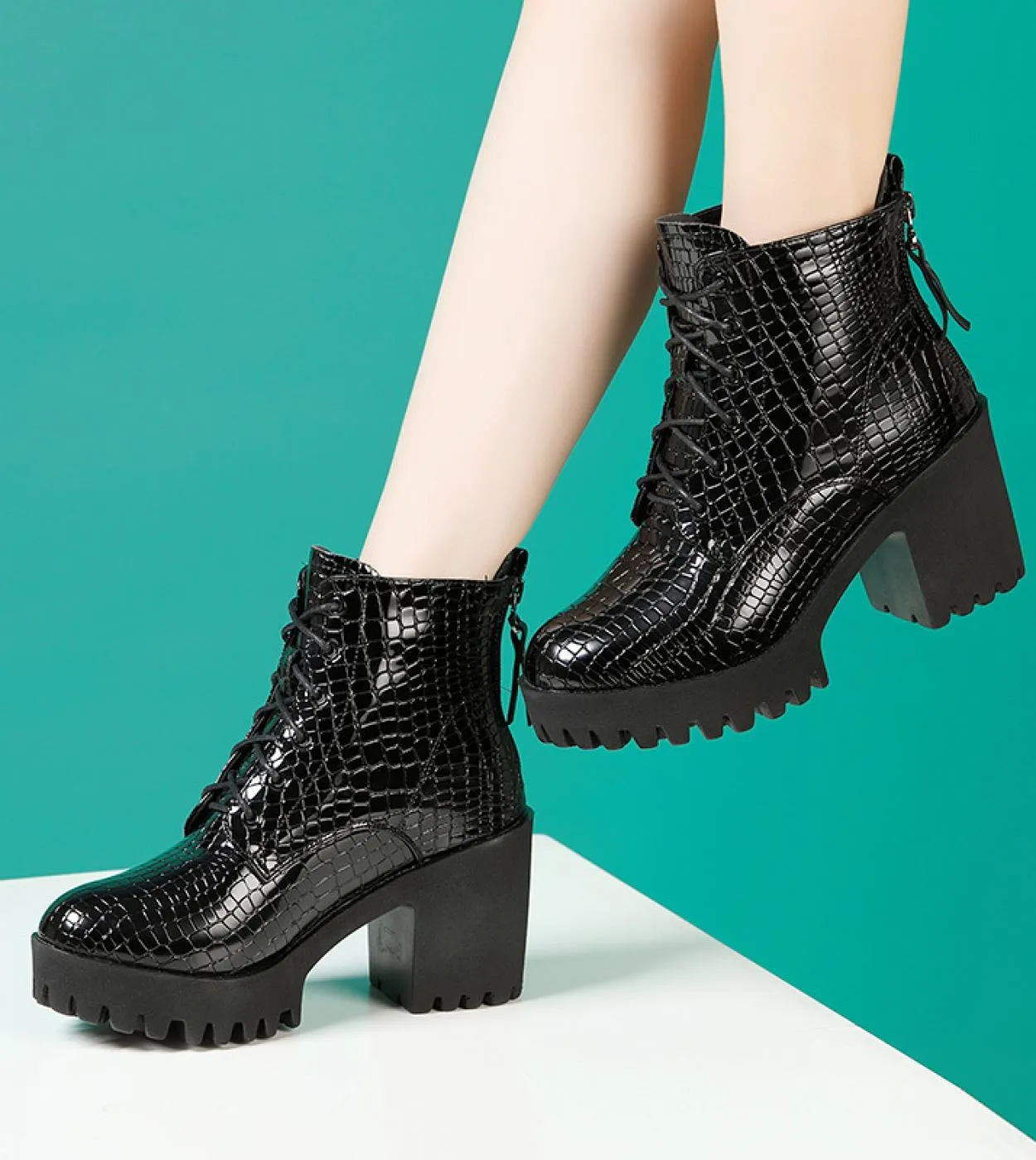 32 43 Stivali sportivi in ​​​​pelle verniciata moda Scarpe da donna Stivaletti Stivali neri elastici invernali Zapatillas Mujer