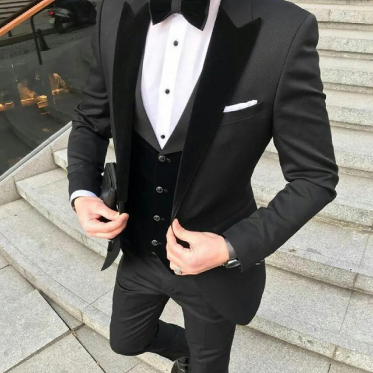 Abiti da uomo slim fit per il ballo di fine anno con set di blazer neri Smoking dello sposo 3 pezzi Set formale maschile giacca