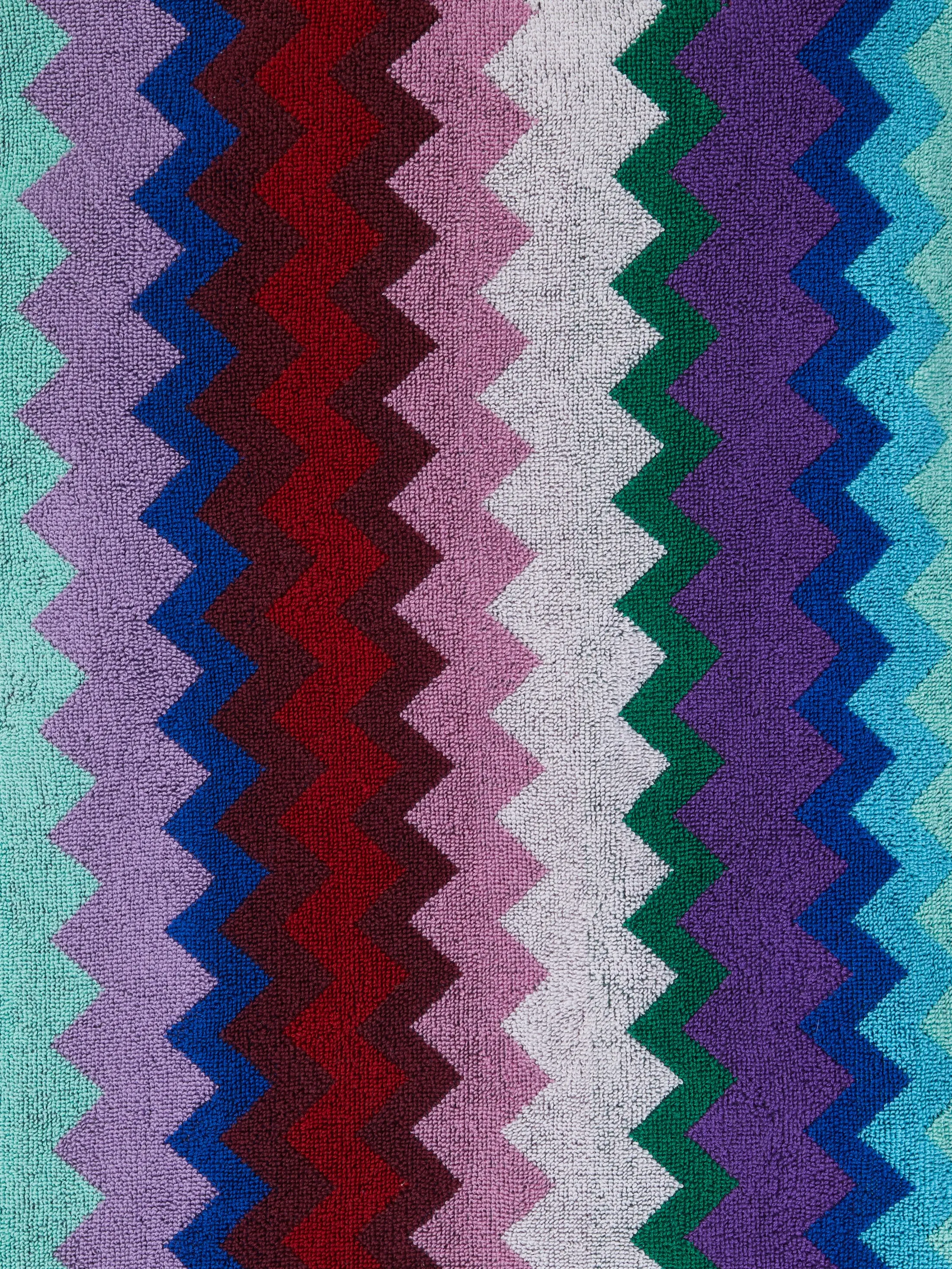 Accappatoio lungo con cappuccio Chantal in spugna di cotone chevron