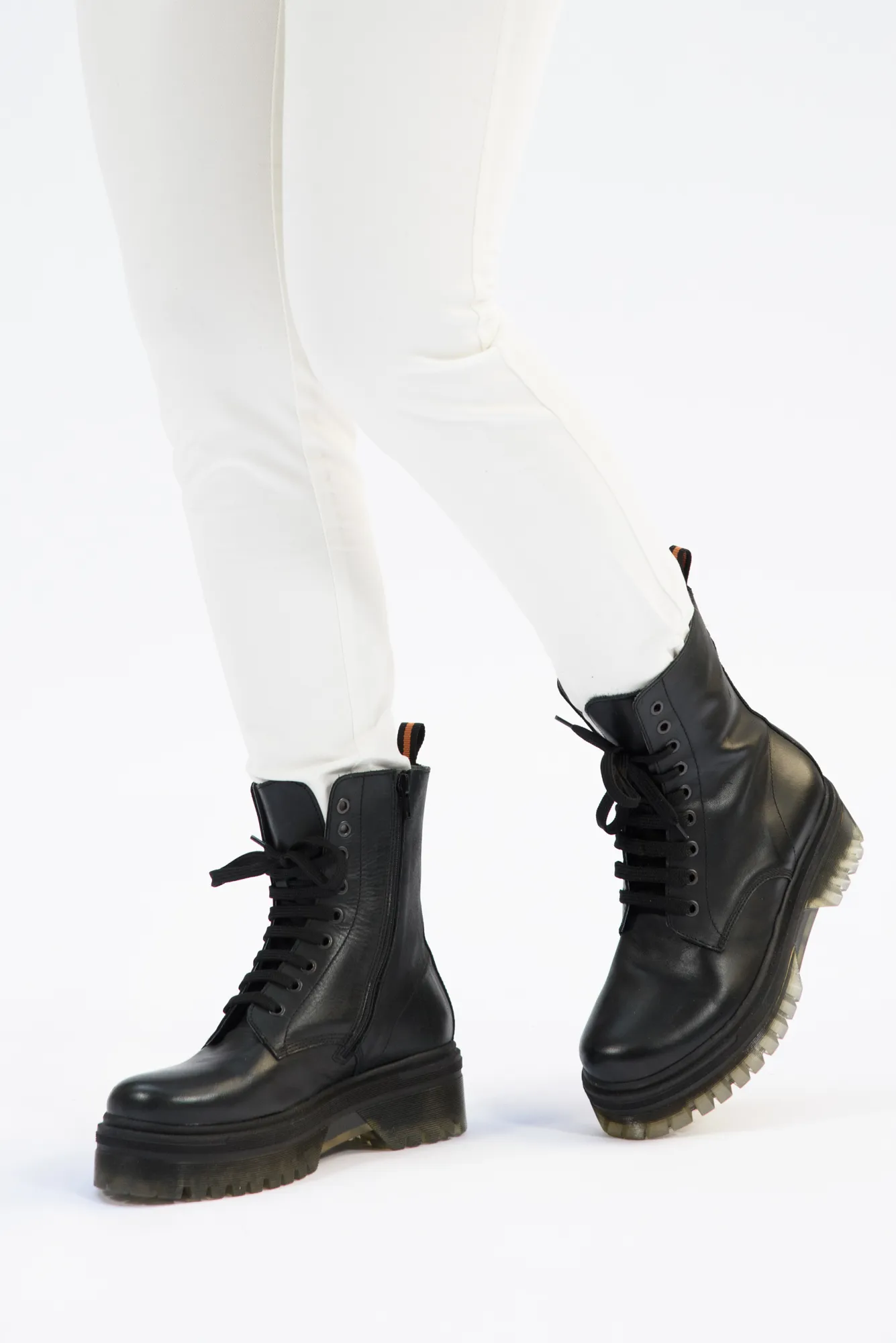 Anfibio pelle con platform