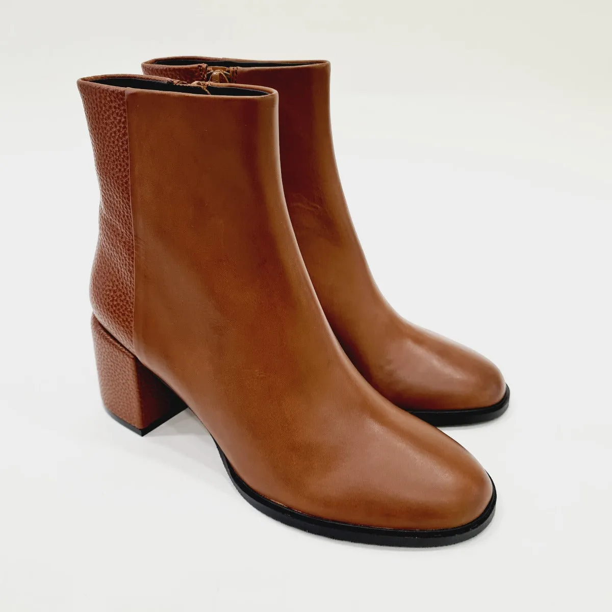 Apepazza Stivaletto tacco 6,5 cm pelle Cognac rif.639