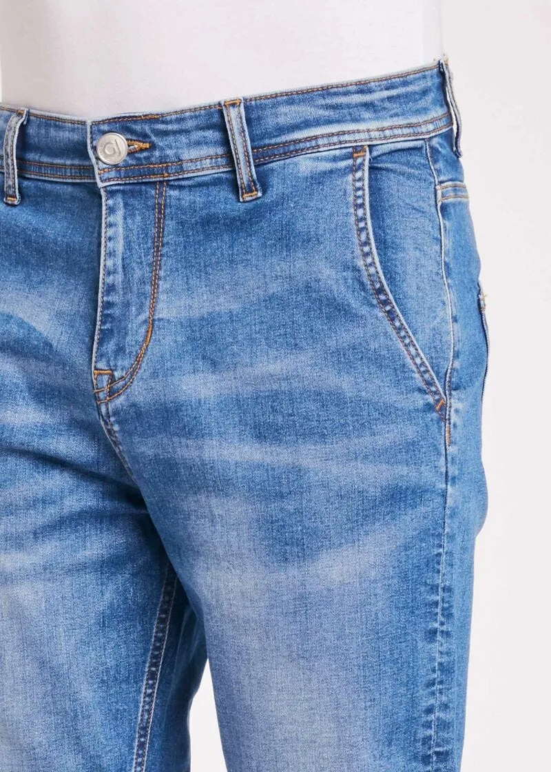 Bermuda chino loose