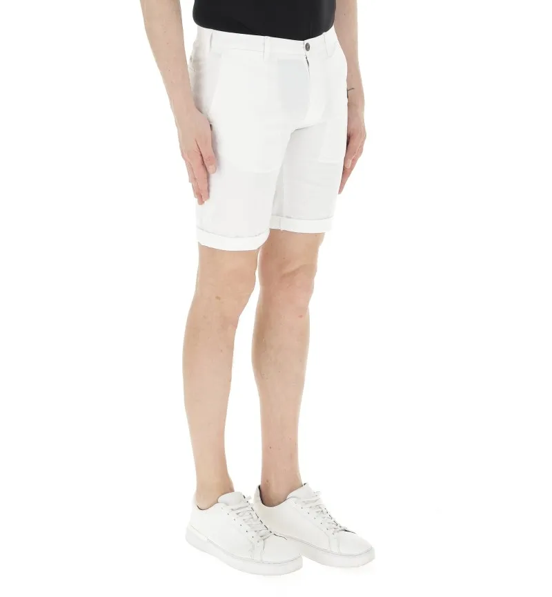 Bermuda chino