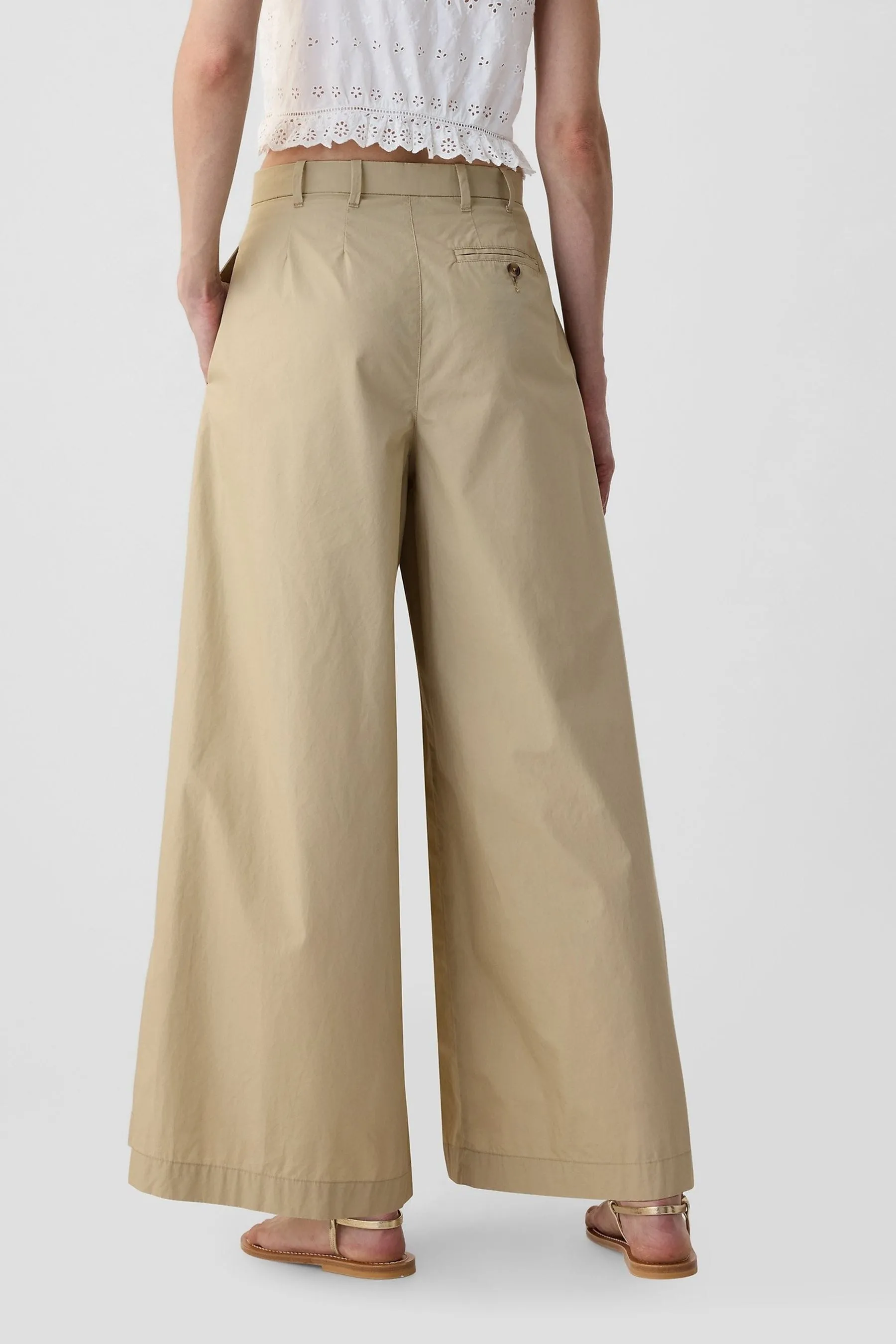 Gap DÔEN - Pantaloni chino ampi a vita alta