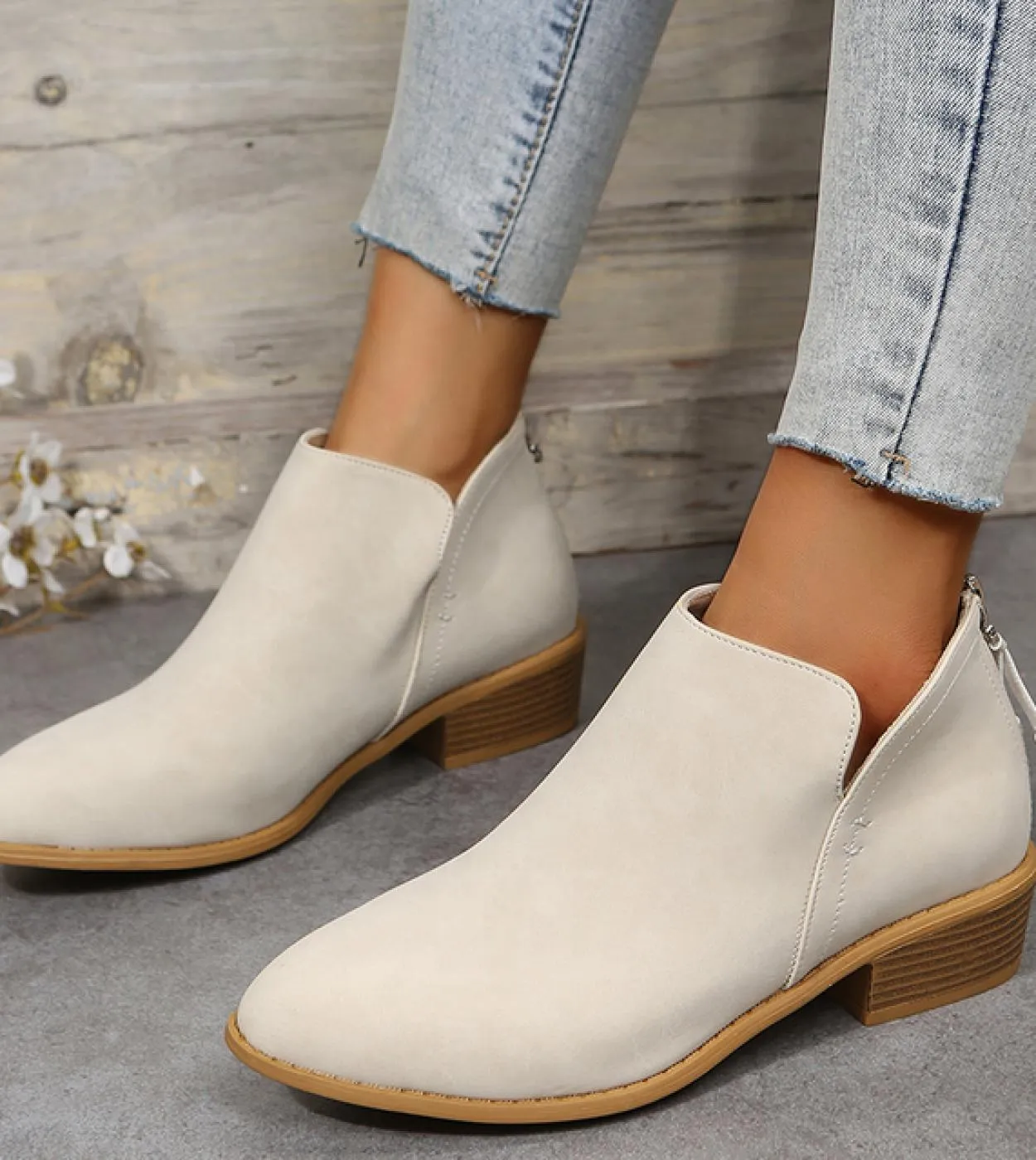 Laicai Autunno Inverno Stivaletti Per Donna Stivali Corti Di Grandi Dimensioni Donna Scarpe Basse Primavera In Pelle Impermeabil