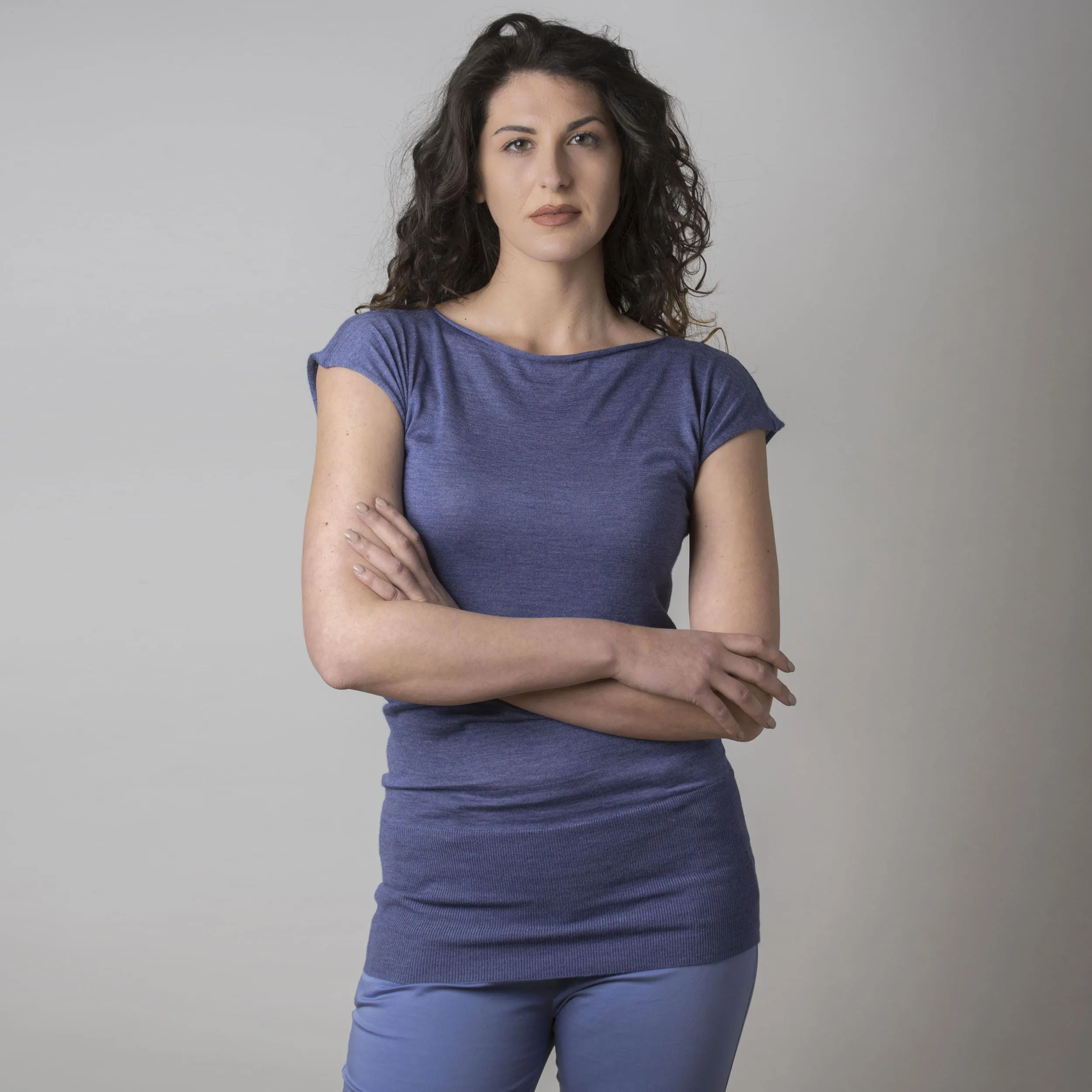 Maglia in Cashmere e Seta Scollo a Barca Ametista