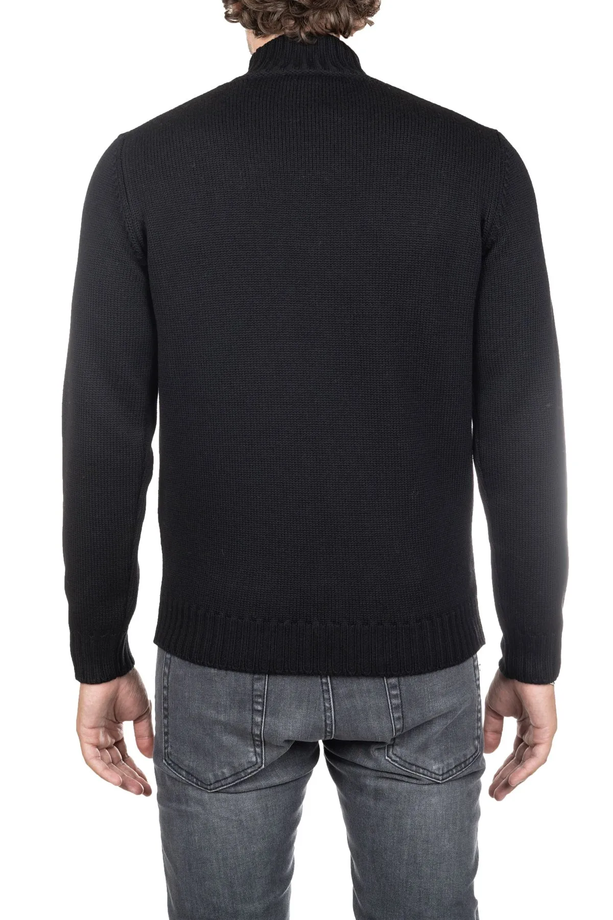 MAGLIA NERA IN LANA MERINO EXTRAFINE