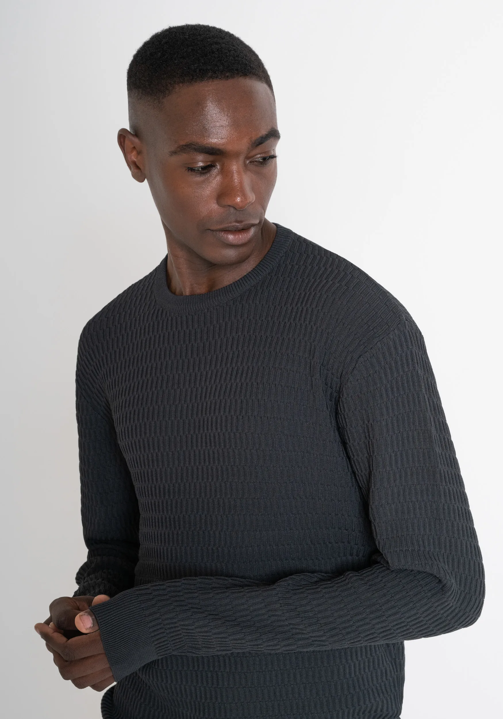 MAGLIONE GIROCOLLO REGULAR FIT MISTO VISCOSA JACQUARD