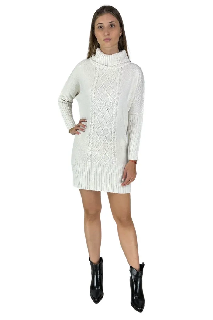 Markup abito corto in maglia con collone mw560058