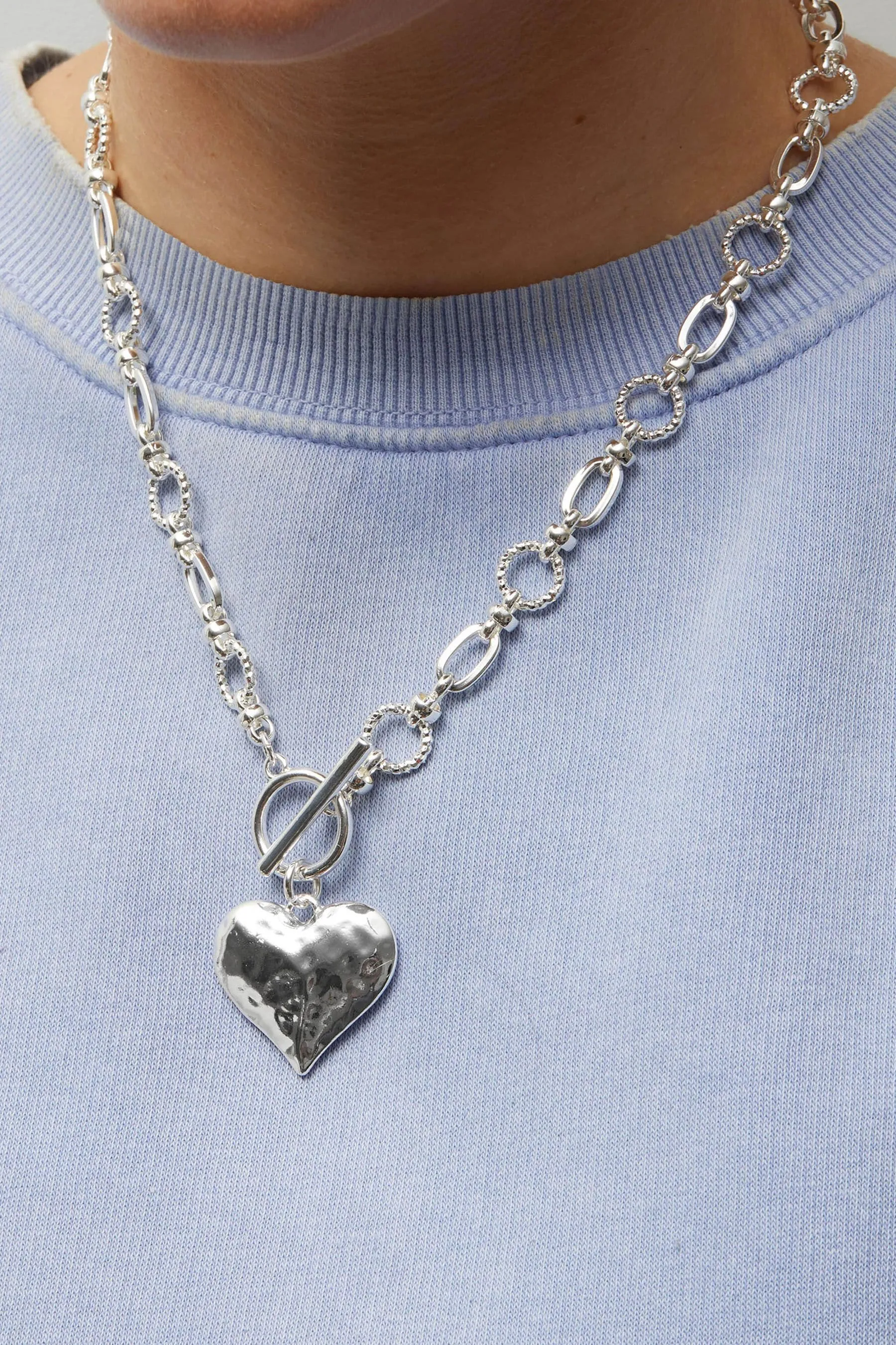 Mood Molten - Collana lunga con pendente a catena e cuore