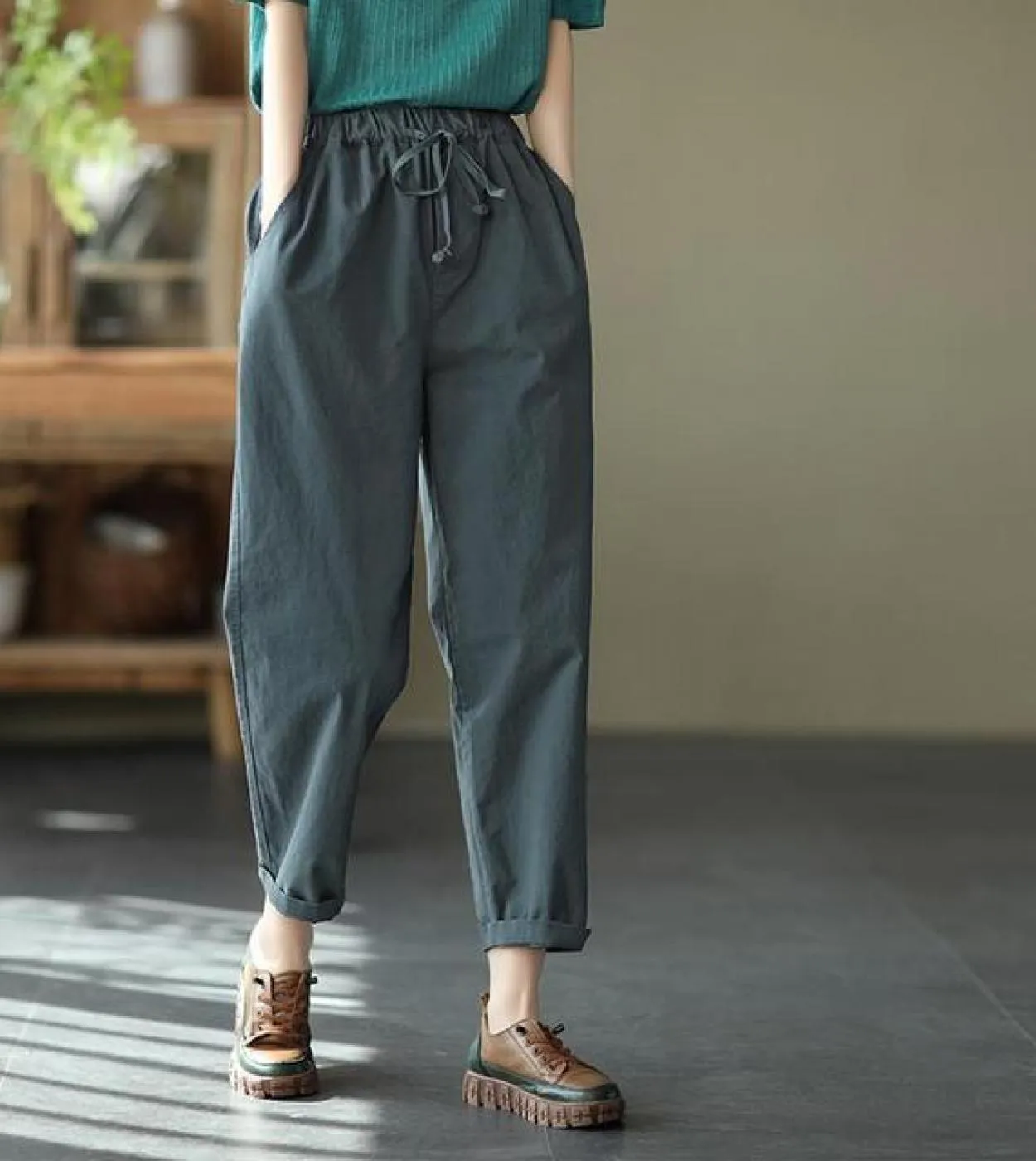 Nuovo arrivo 2022 Spring Arts Style Donna Elastico in vita Pantaloni larghi alla caviglia Tutti abbinati Casual Cotton Solid Har
