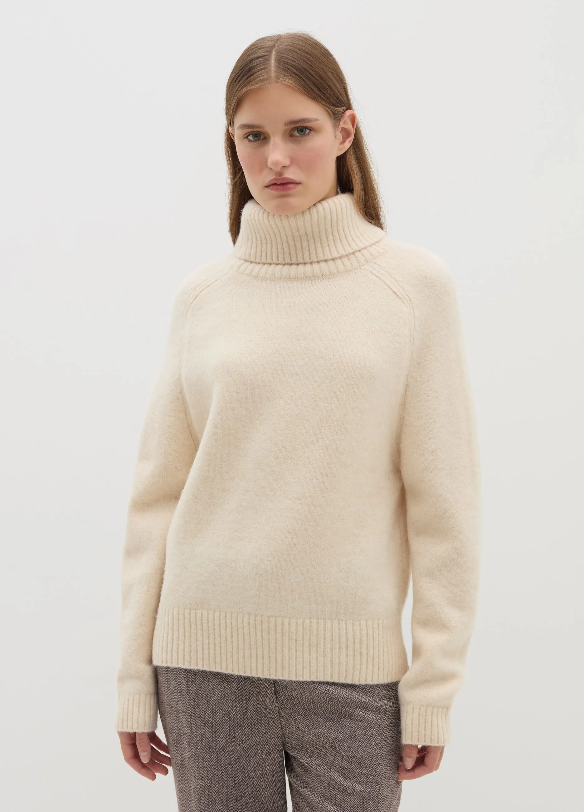Pullover a collo alto in alpaca e lana