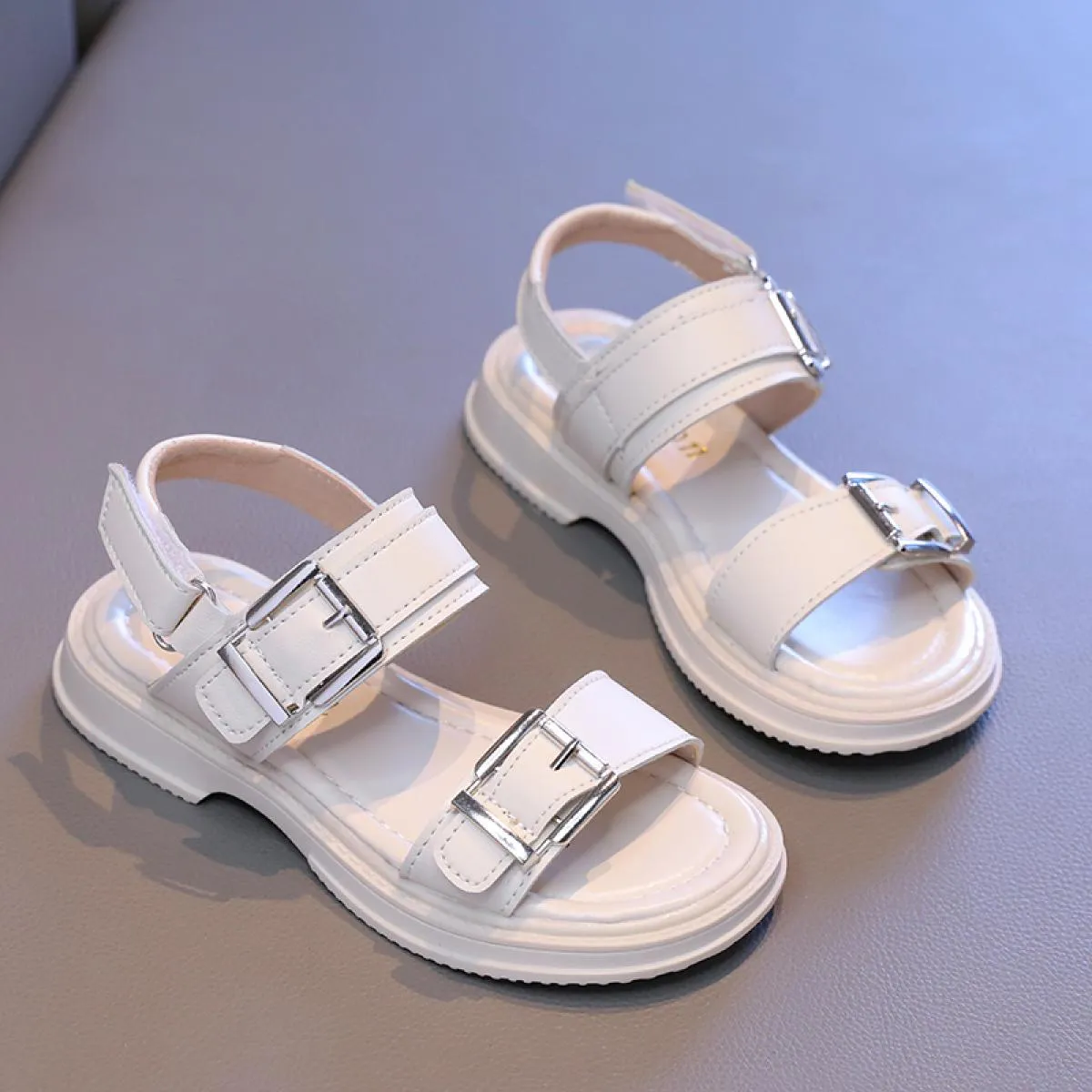 Sandali per ragazze estive Piccola principessa Sandali eleganti e solidi Sandali da spiaggia per bambini con fondo morbido e fle