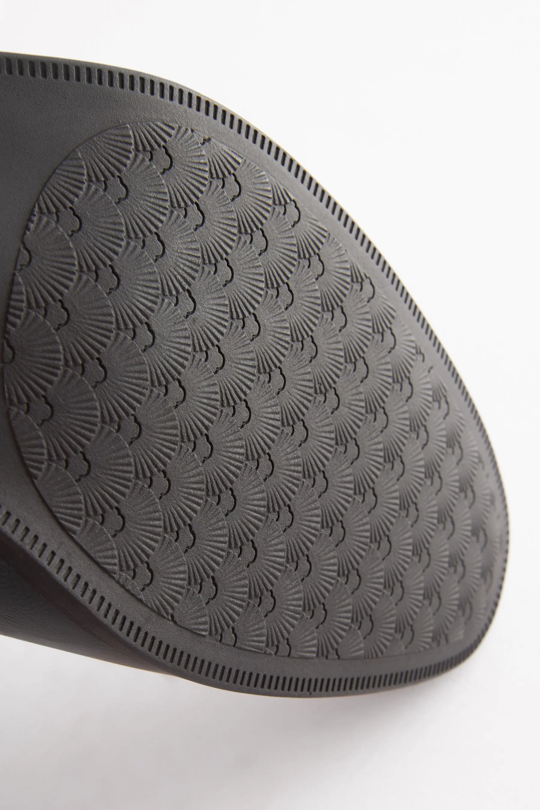 Scarpe brogue a pianta larga    