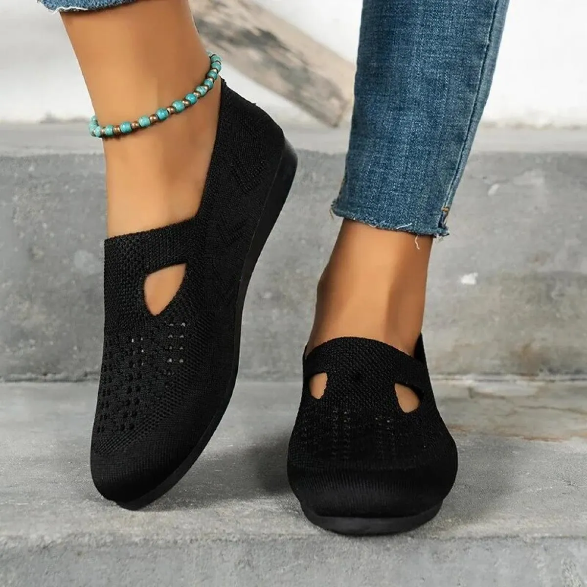 Scarpe nuove da donna Mesh leggere e traspiranti slip on scarpe casual tinta unita scarpe basse versatili a basso aiuto
