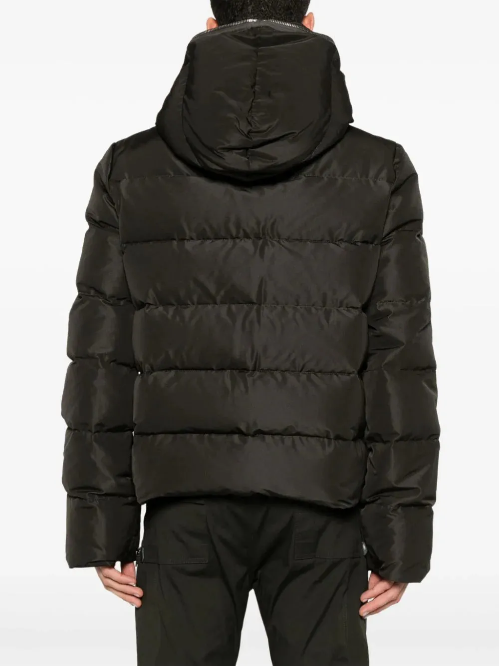 Sealed jkt