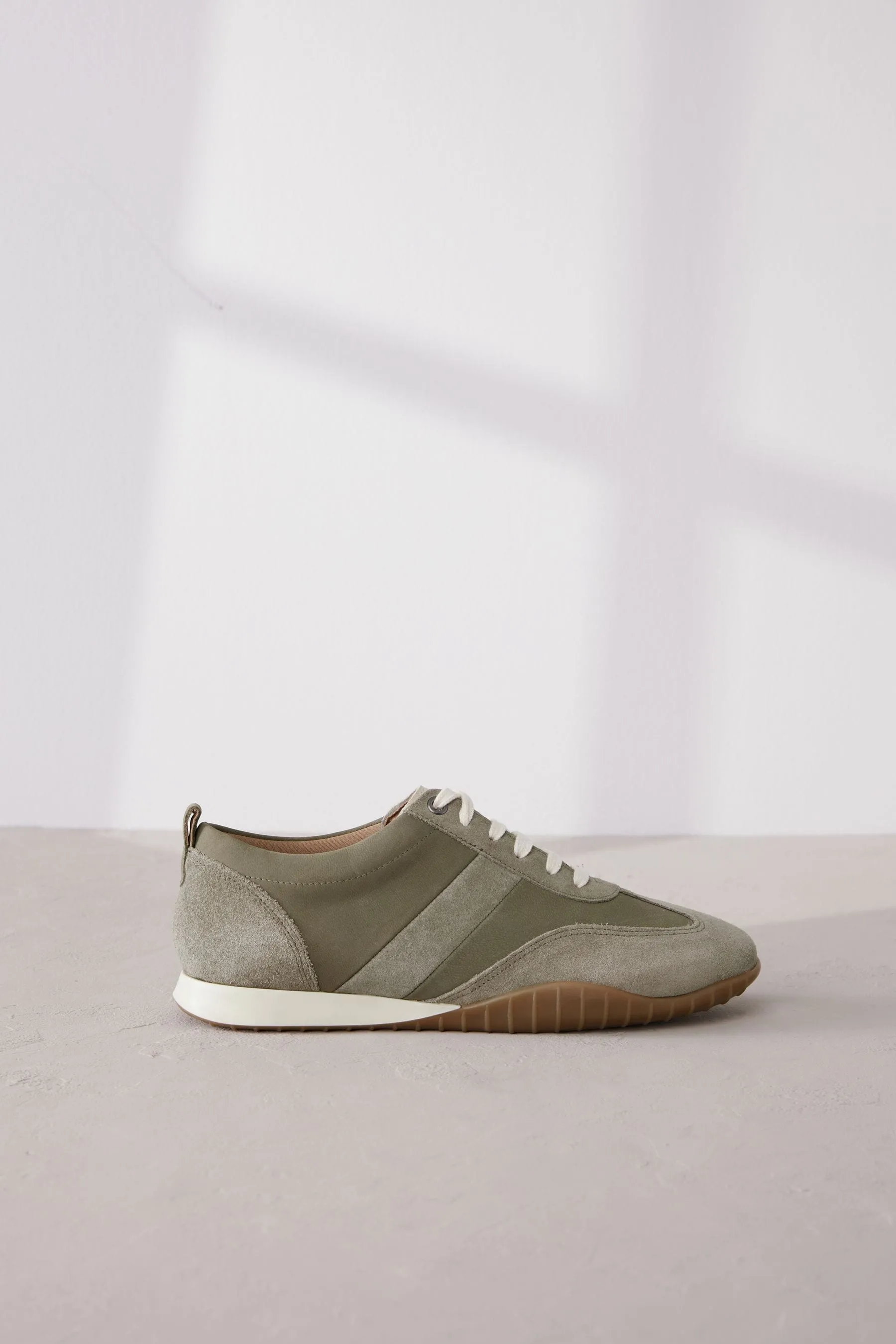 Signature - Scarpe da ginnastica rétro in pelle con suola slim