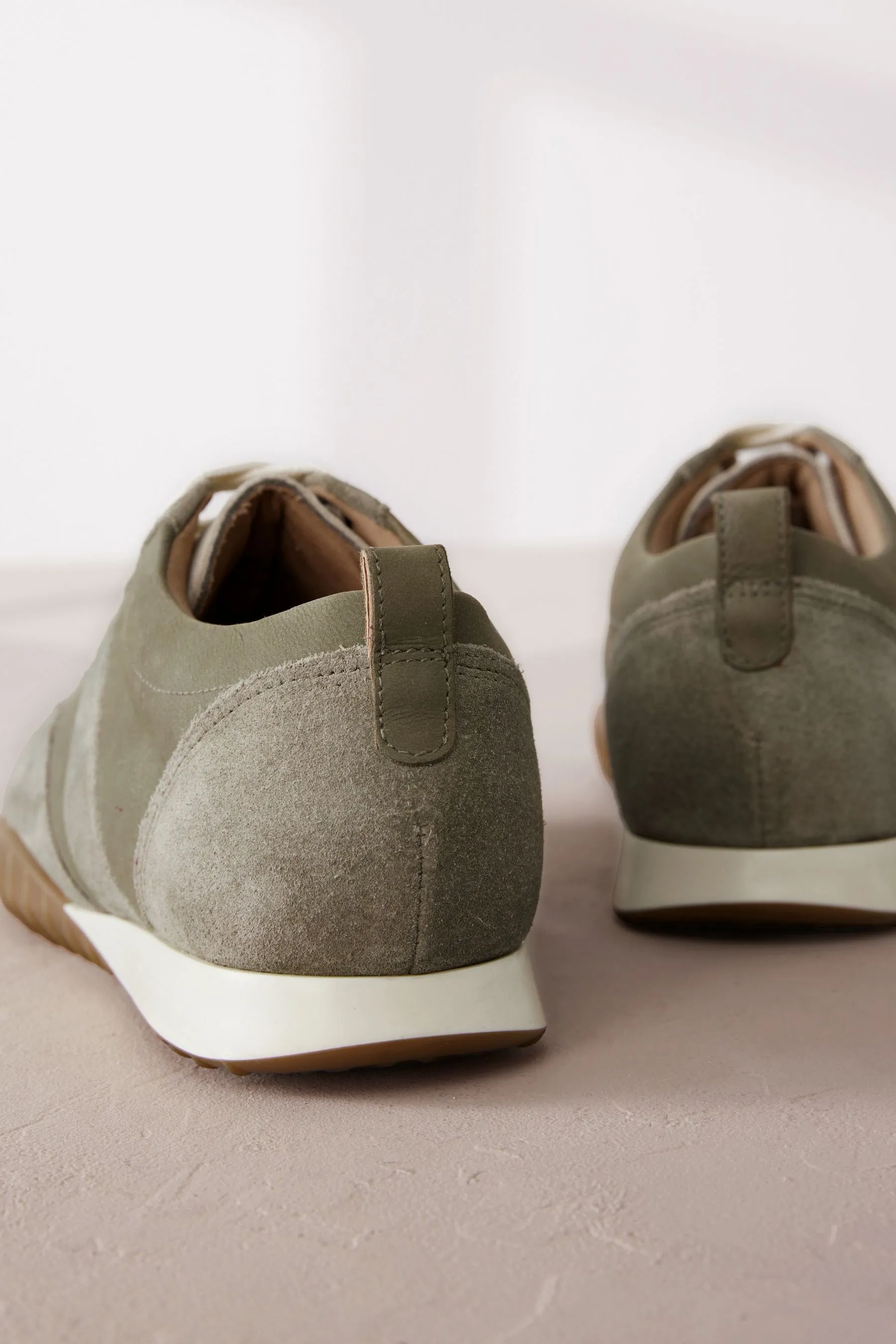 Signature - Scarpe da ginnastica rétro in pelle con suola slim