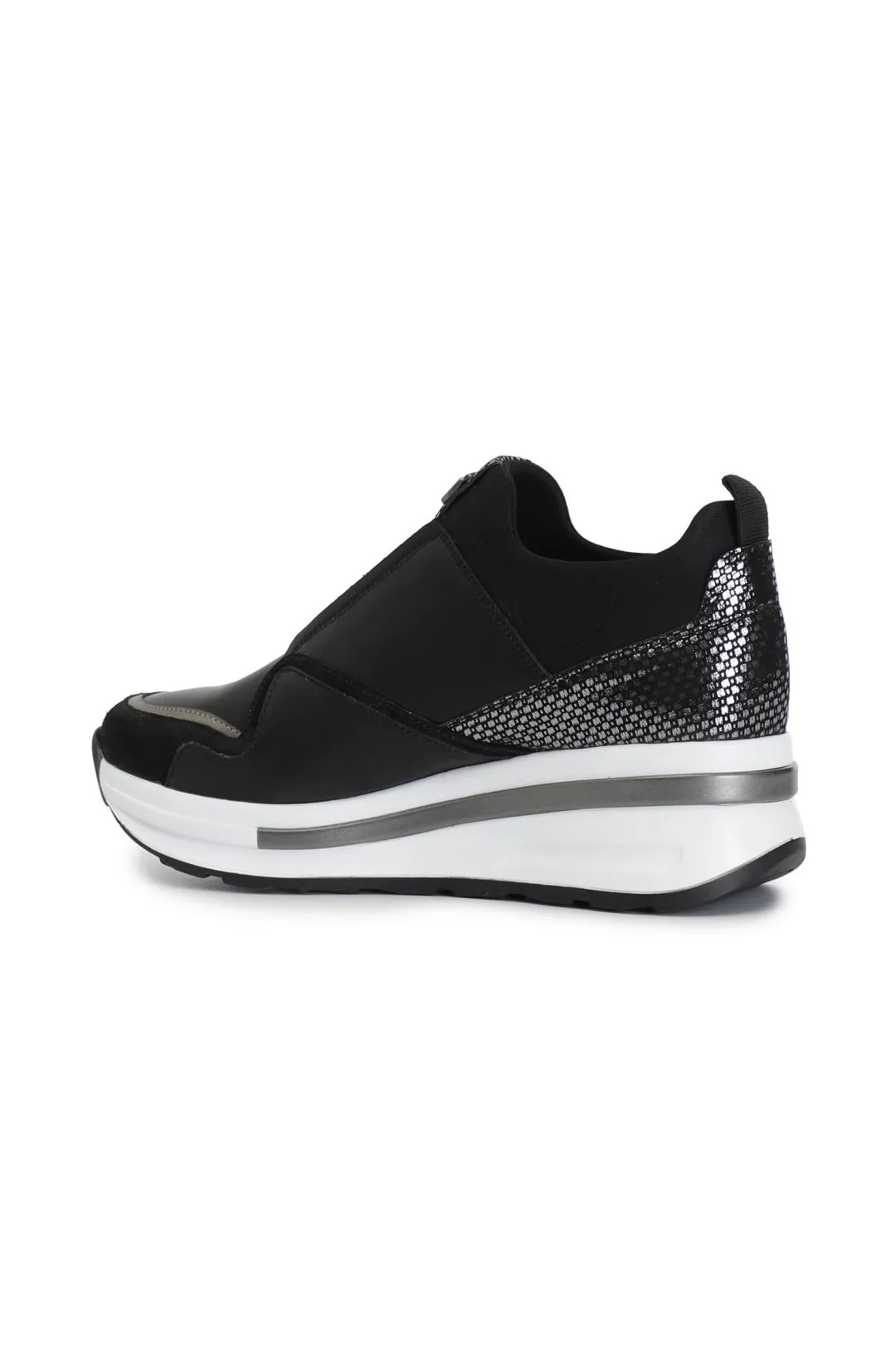 slip-on donna in pellle con inserti laminati nero