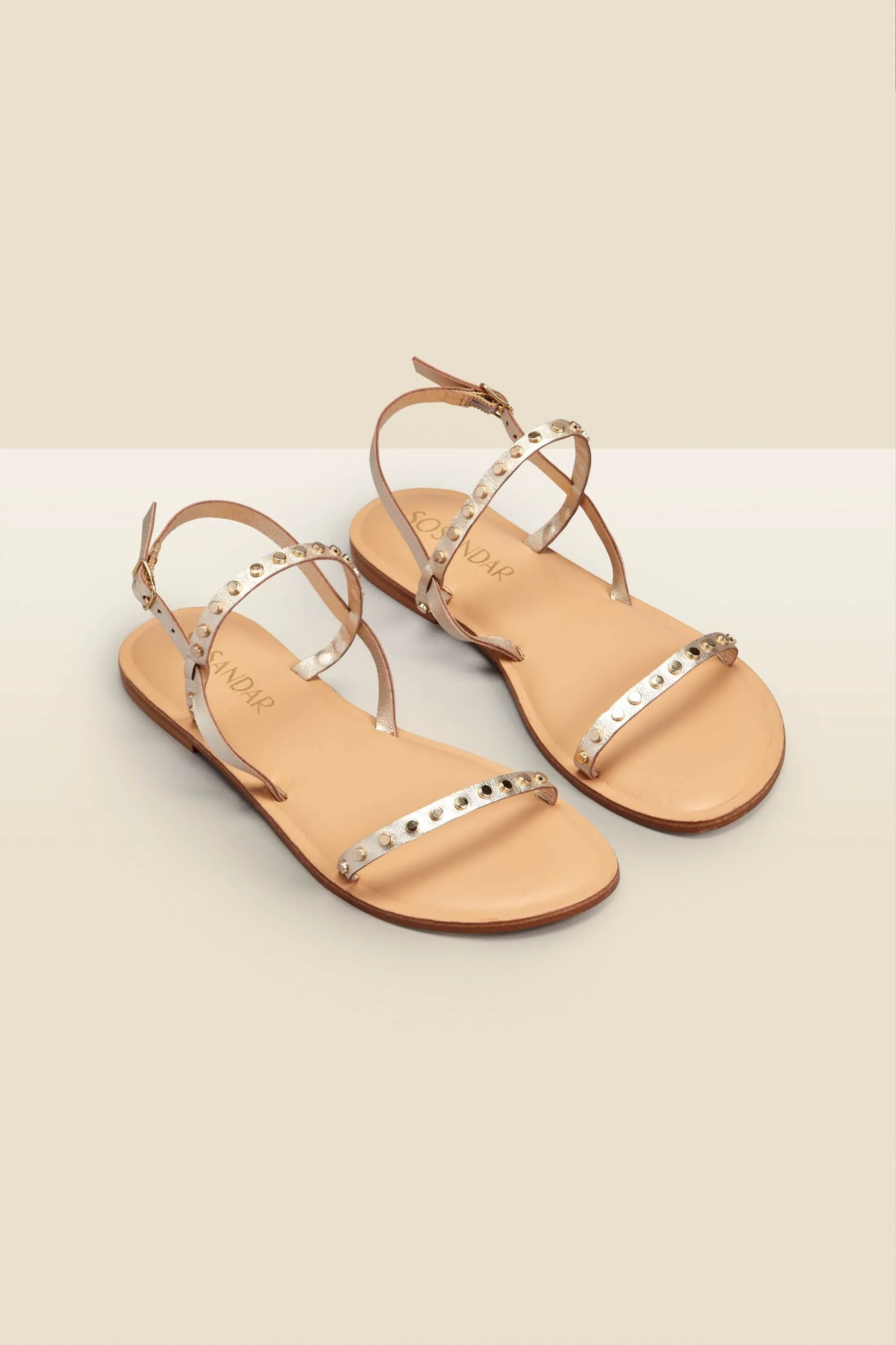 Sosandar - Sandali in pelle con spalline e borchie