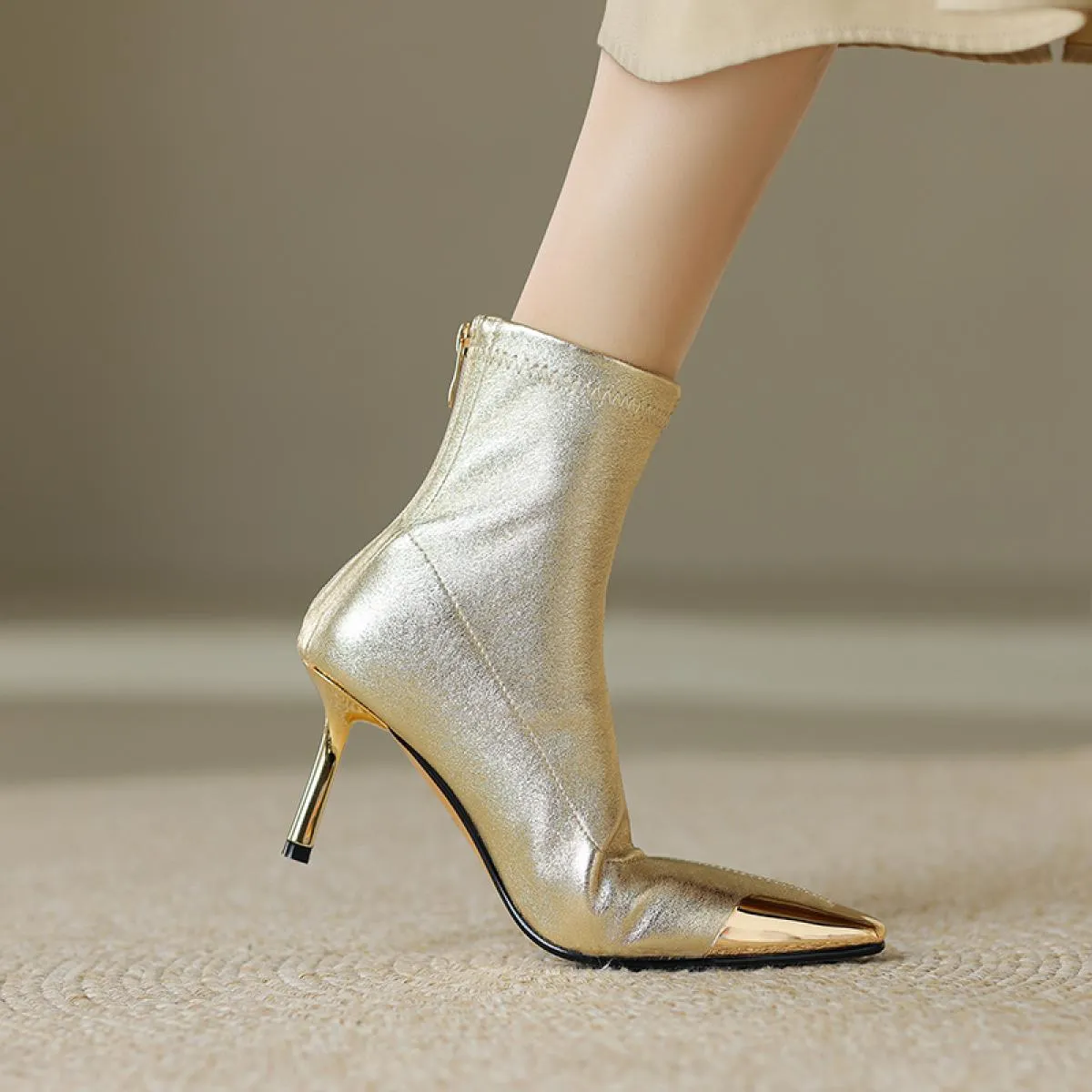 Stivaletti da donna Tacchi alti sottili Punta in metallo Scarpe eleganti Donna Autunno Inverno Party Office Lady Novità