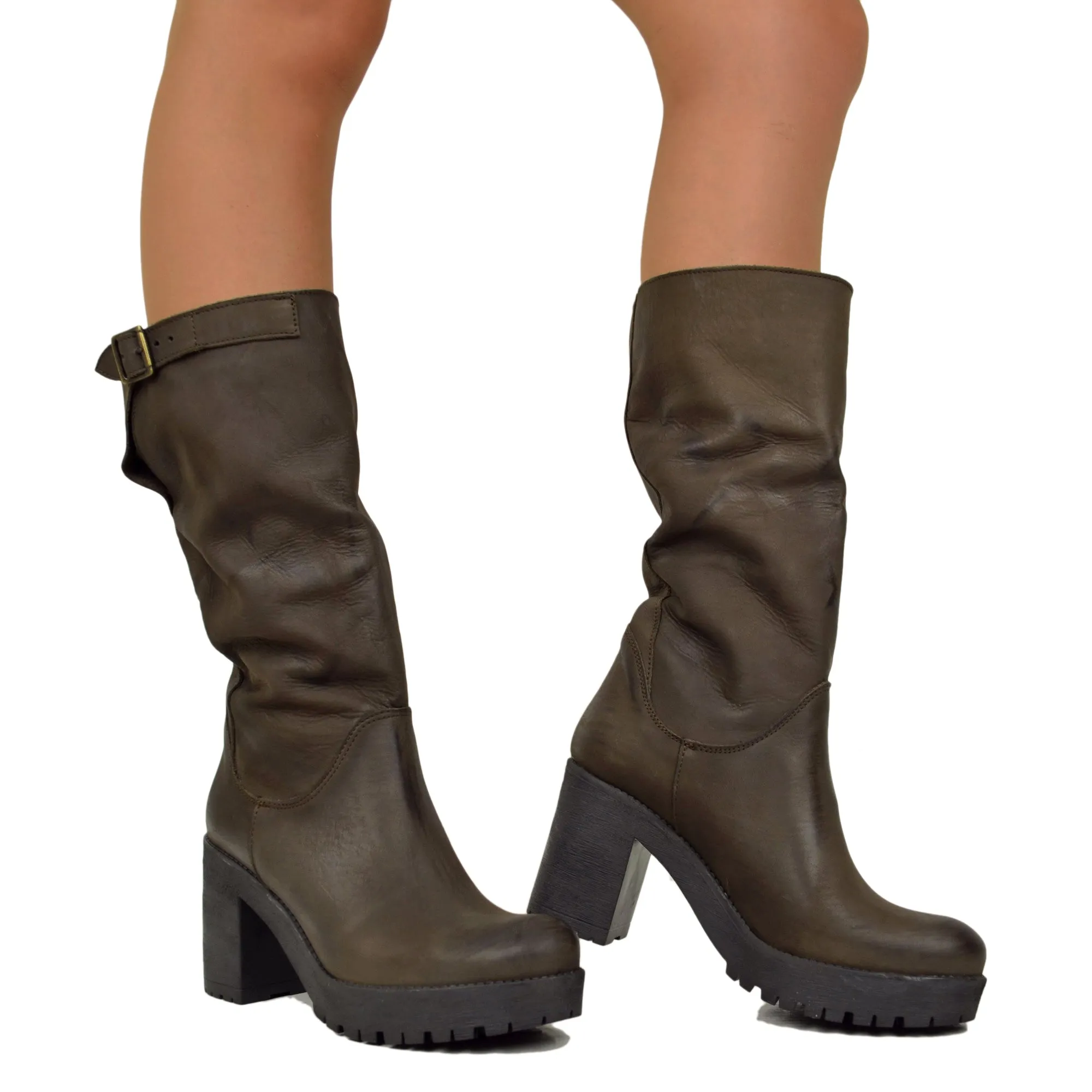 Stivali Donna in Pelle Nabuk Marroni con Tacco Made in Italy