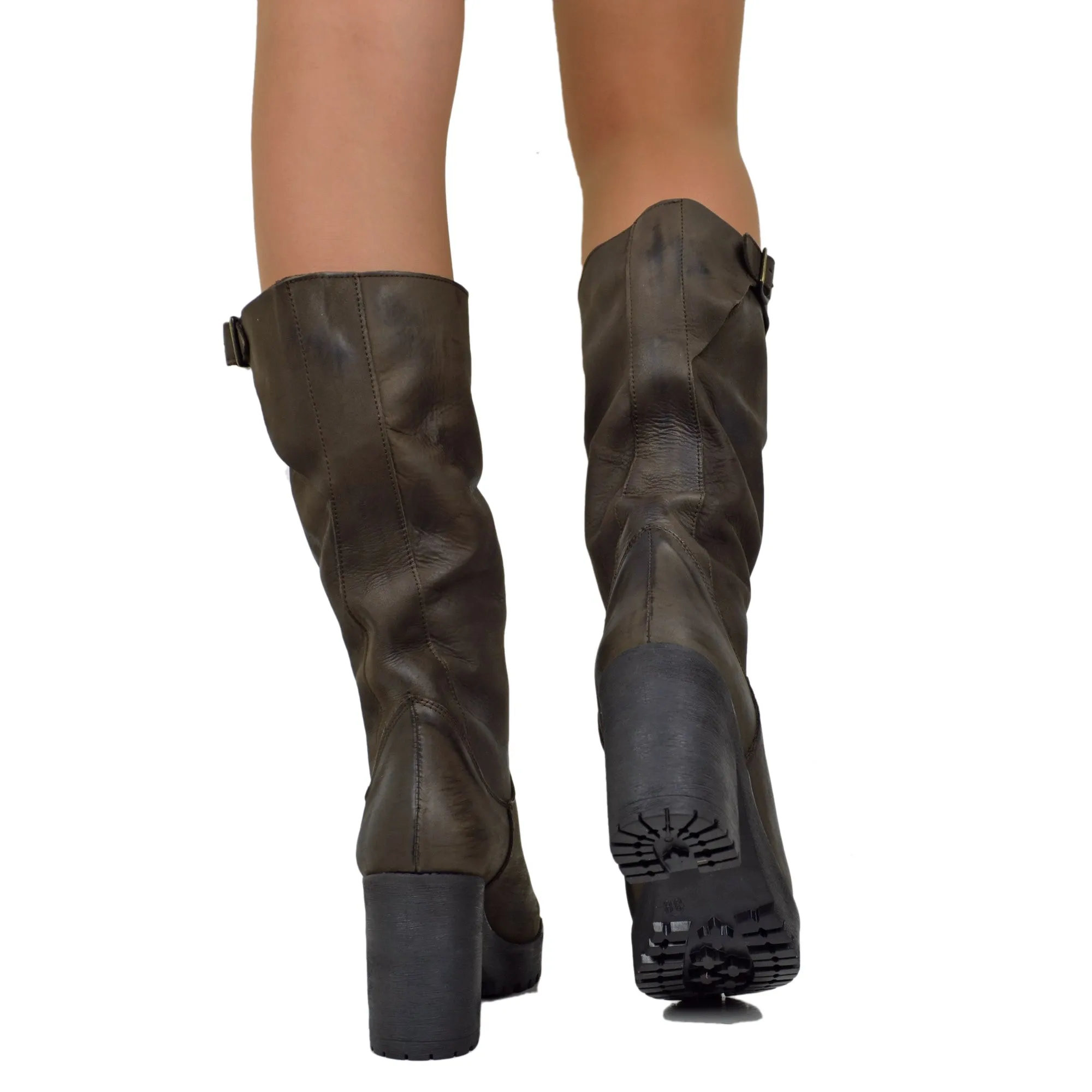 Stivali Donna in Pelle Nabuk Marroni con Tacco Made in Italy