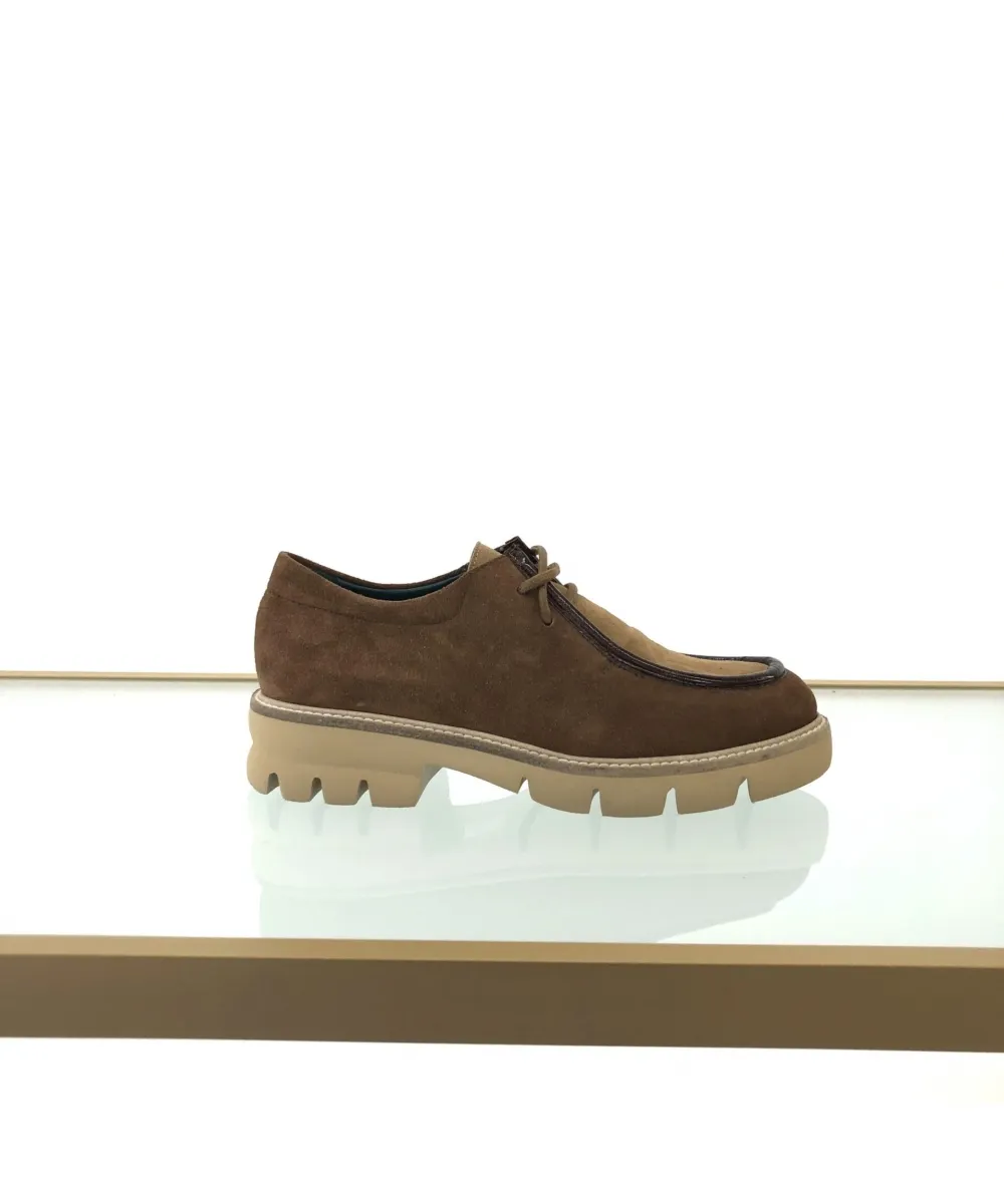 Stringata Paraboot Cuoio