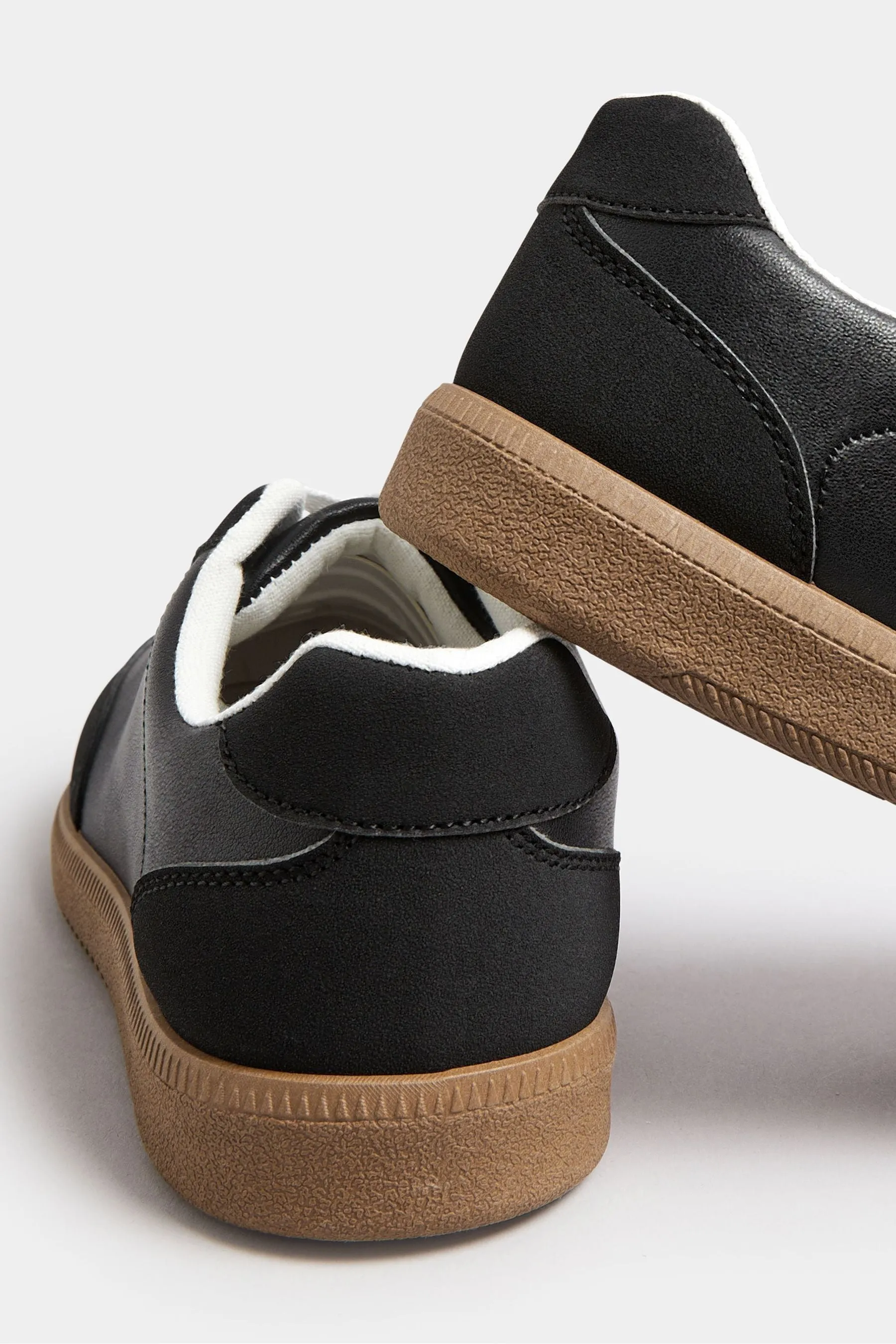 Yours Curve - Scarpe da ginnastica extra Vestibilità ampia rétro con suola in gomma